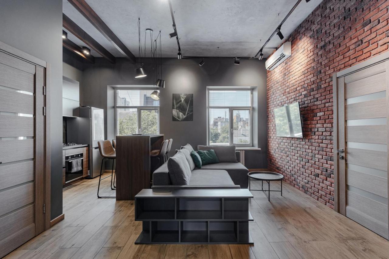 Appartamento Deribasovskaya 18 Loft Odessa Esterno foto