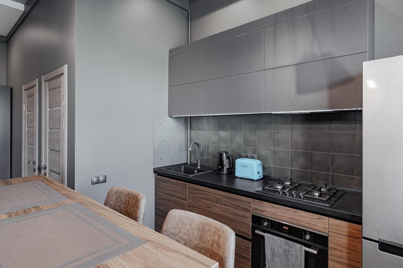 Appartamento Deribasovskaya 18 Loft Odessa Esterno foto
