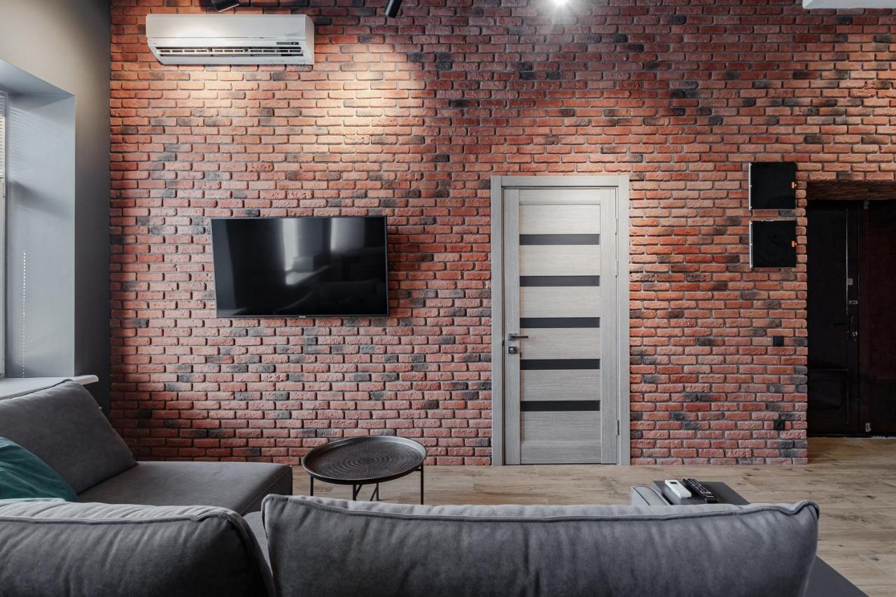 Appartamento Deribasovskaya 18 Loft Odessa Esterno foto