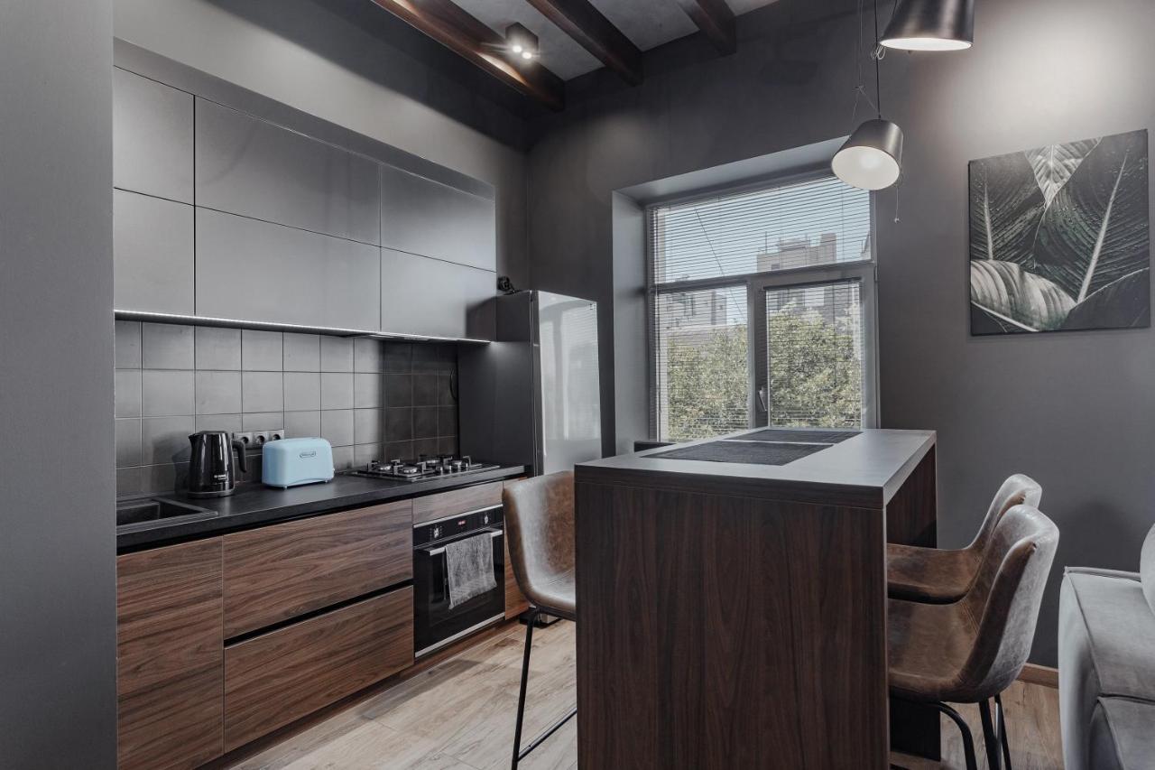 Appartamento Deribasovskaya 18 Loft Odessa Esterno foto