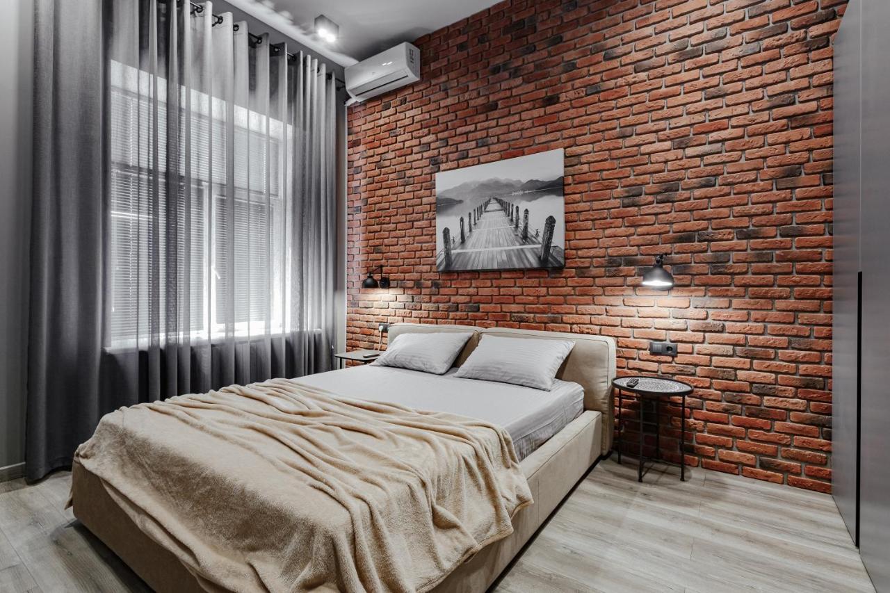 Appartamento Deribasovskaya 18 Loft Odessa Esterno foto